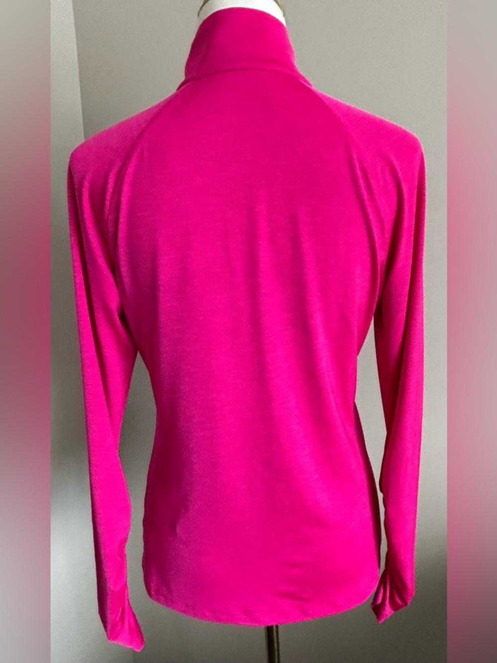 NWOT- Lija Sport Half-Zip Top.  Made in Canada. - Picture 7 of 10